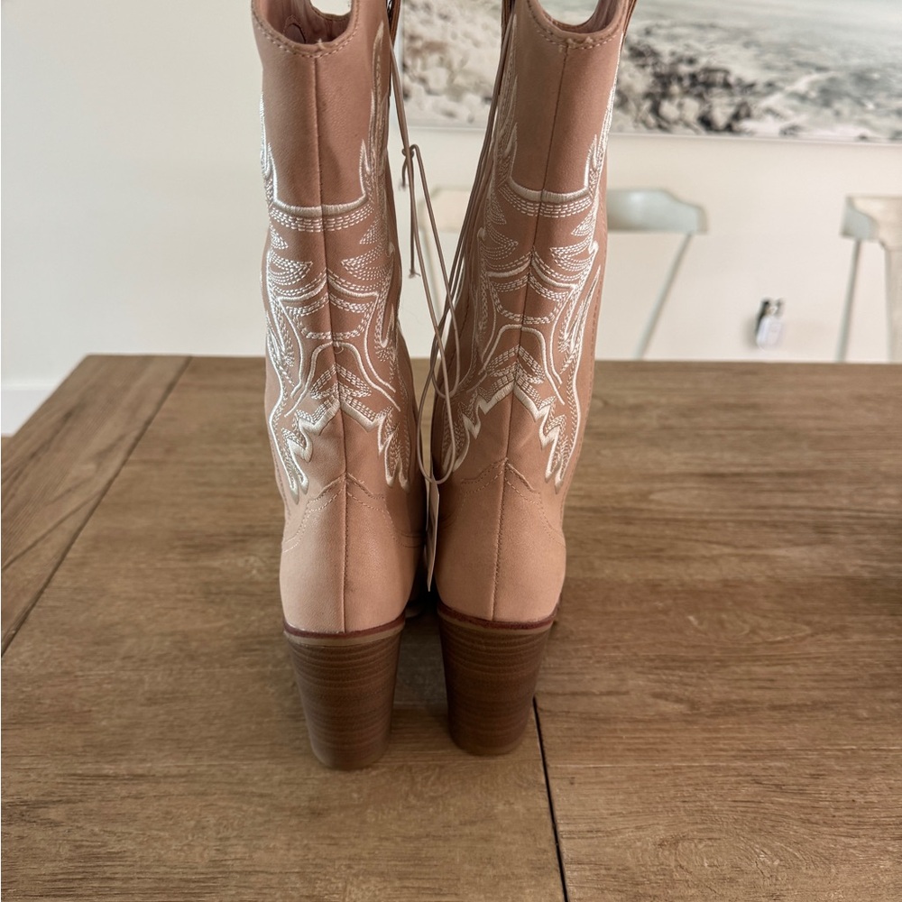 Altar’d State Boots - Picture 4 of 6
